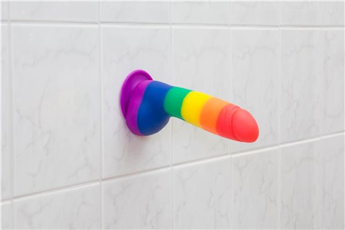 Justin 8" Rainbow Dildo Dildoes & Dongs - Tophatter Daily Deals