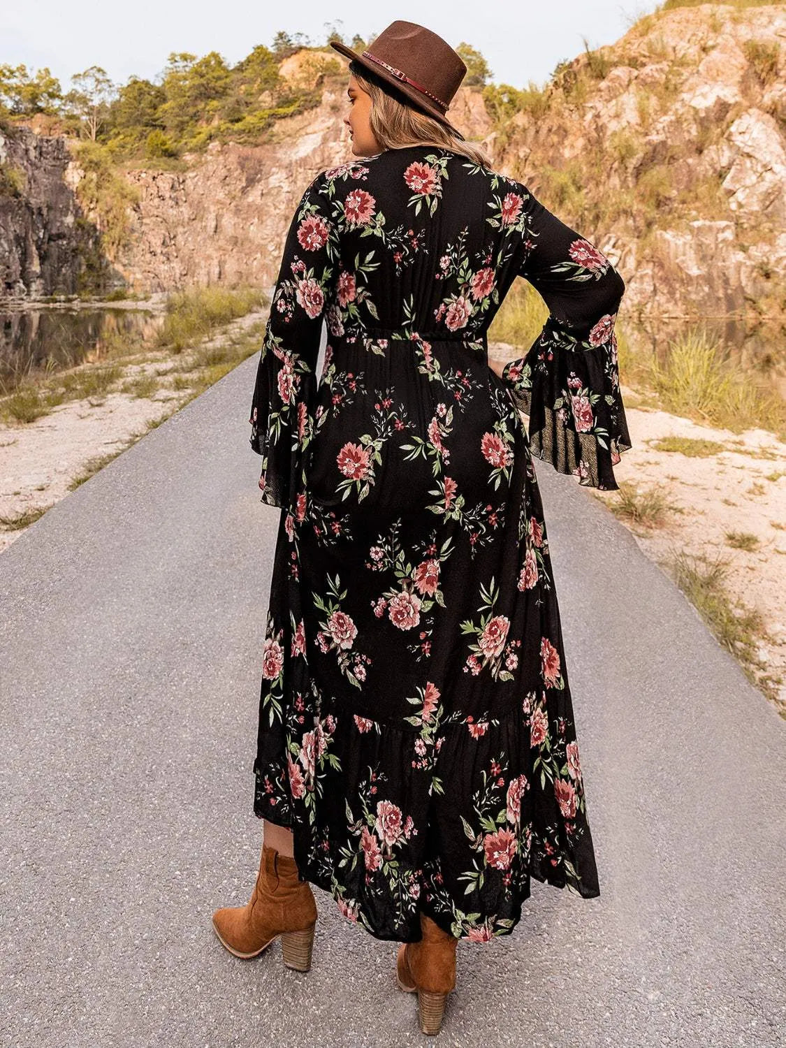 Plus Size Floral Flare Sleeve Dress - Tophatter Deals and Online Shopping - Electronics, Jewelry, Beauty, Health, Gadgets, Fashion - Tophatter's Discounts & Offers - tophatters - tophatters.co