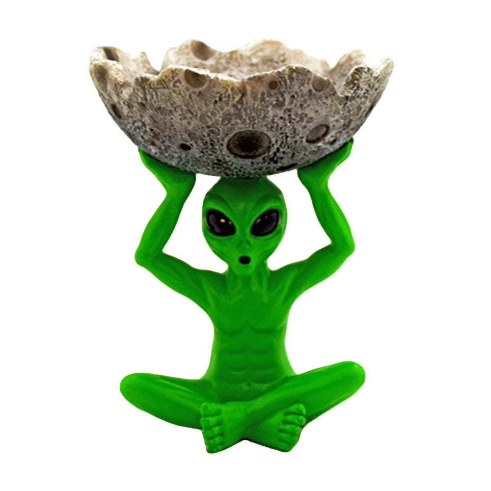 Alien Holding Moon Ashtray Ashtrays - Tophatter Daily Deals