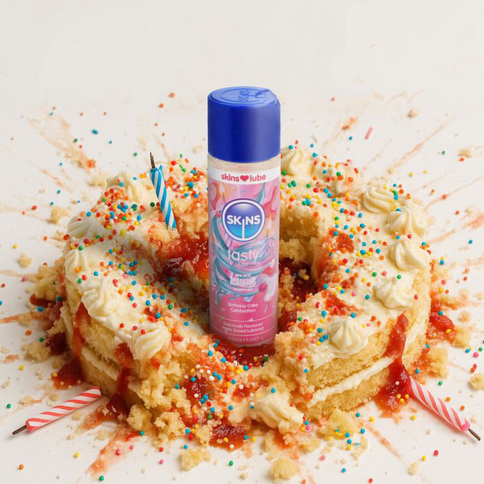 Skins Birthday Cake (4.4 Fl Oz) – Water-Based Lubricant > Lube > Flavoured - Tophatter Daily Deals