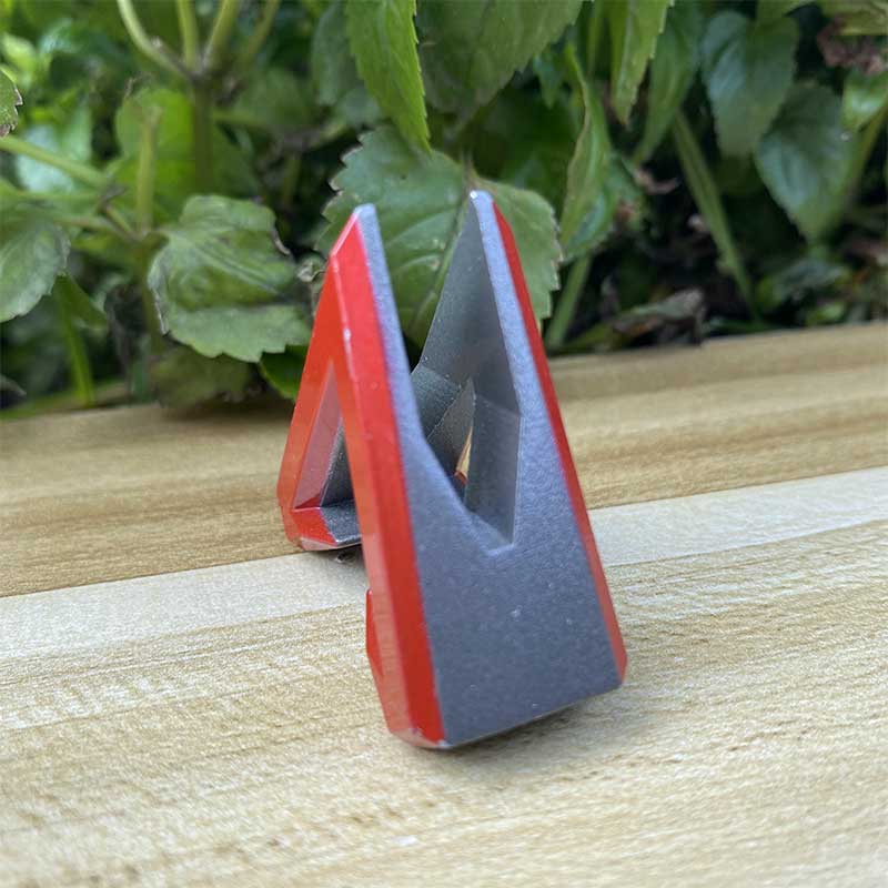 Handmade Heirlooms Display Metal holder - Tophatter Daily Deals