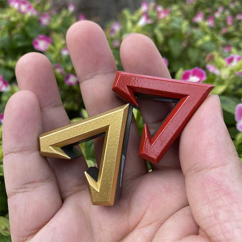 Handmade Heirlooms Display Metal holder - Tophatter Daily Deals