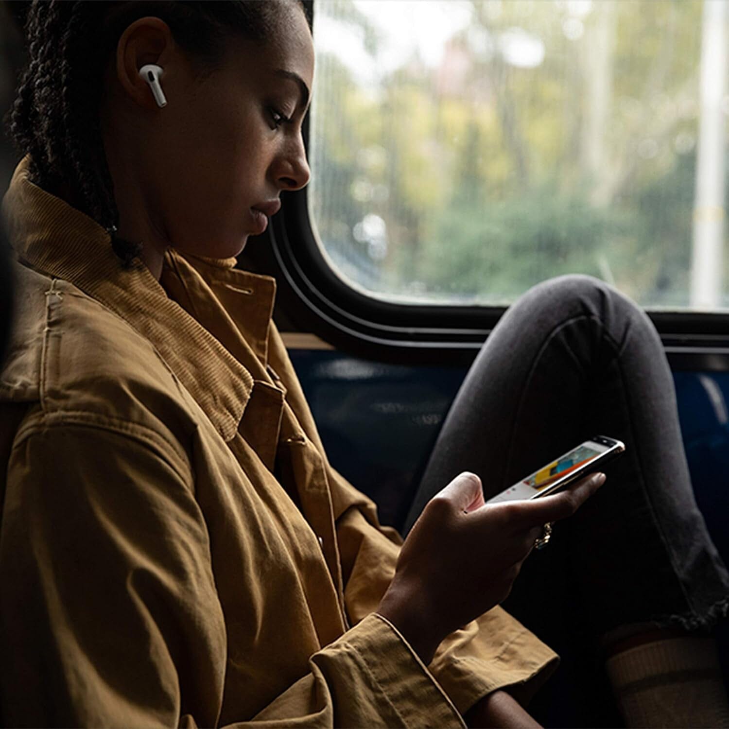 Apple AirPods Pro 1st Gen Right A2083, Left A2084 or Charging Case A2190 (Refurbished) In-Ear Headphones - Tophatter Daily Deals