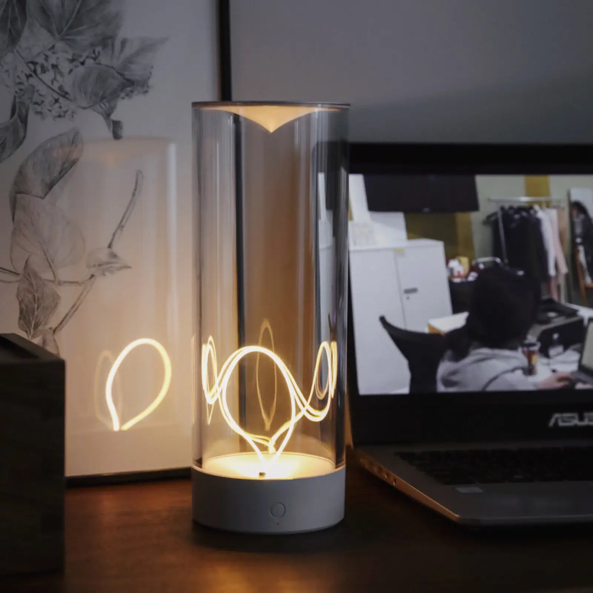 Minimalist Cordless LED Table Lamp Indoor Lighting - Tophatter Daily Deals