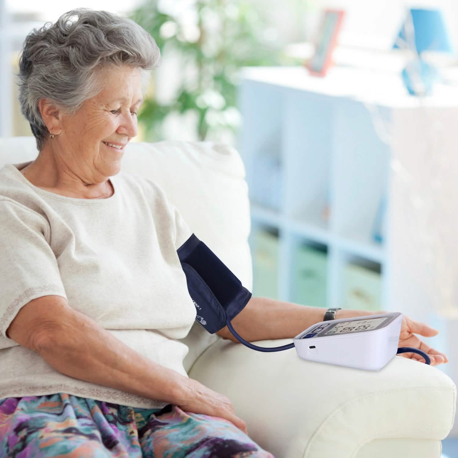 Automatic Arm Blood Pressure Monitor Digital Health & Wellness - Tophatter Daily Deals