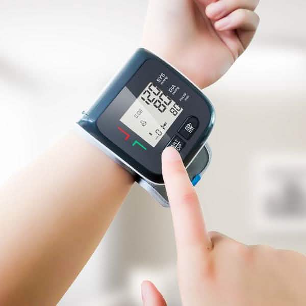 Automatic Digital Wrist Sphygmomanometer Health & Wellness - Tophatter Daily Deals