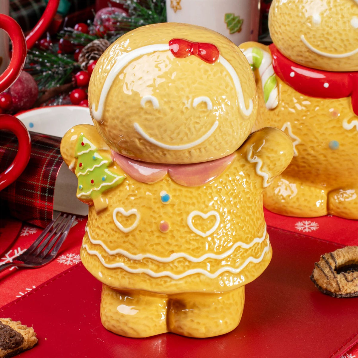 Gingerbread Girl Christmas Storage Jar | Festive Ceramic Kitchen Cookie Jar 18cm Jar - Tophatter Daily Deals