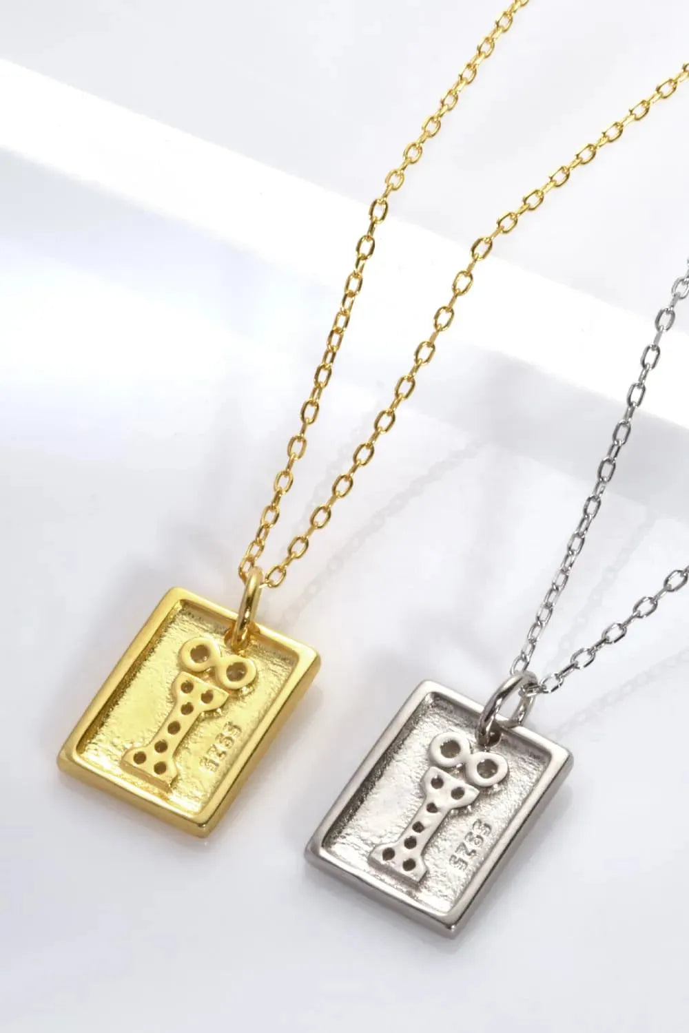 Inlaid Zircon Rectangle Pendant Necklace Necklaces - Tophatter Daily Deals