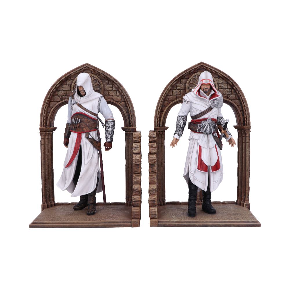 Assassin's Creed Altaïr and Ezio Bookends Collectible Merchandise - Tophatter Daily Deals