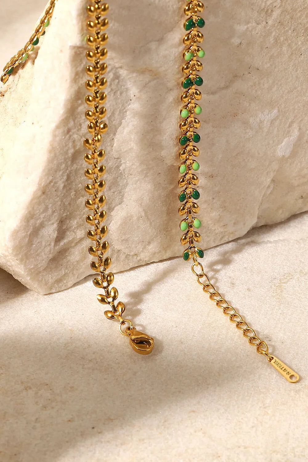 Leaf Chain Lobster Clasp Necklace Necklaces - Tophatter Daily Deals