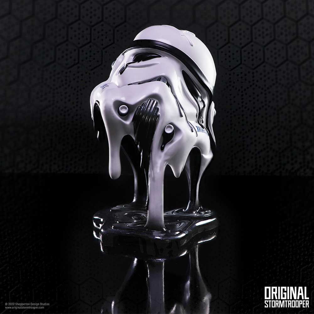 Original Stormtrooper – Official Too Hot To Handle Figurine Decorative Figurine - Tophatter Daily Deals