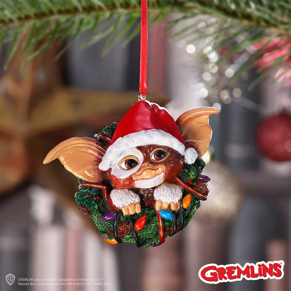 Gremlins – Official Gizmo in Wreath Hanging Ornament Hanging Ornament - Tophatter Daily Deals