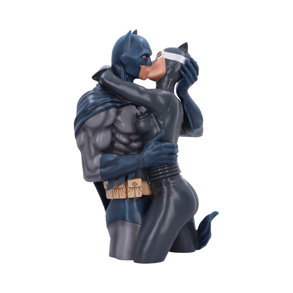 Batman & Catwoman DC Collectible Bust Statue - Tophatter Daily Deals