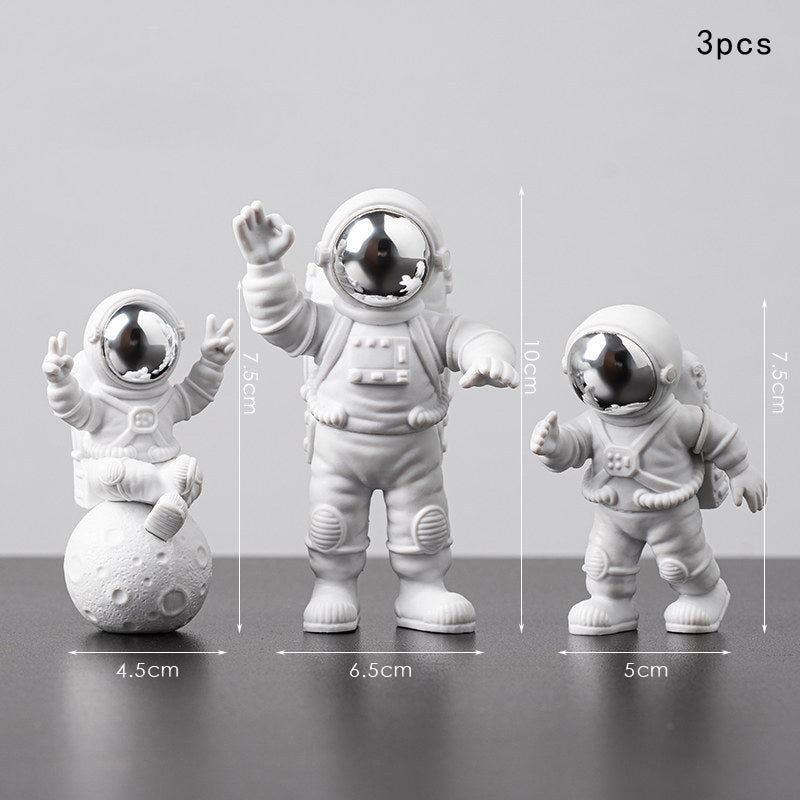 Astronaut Astronaut Series Birthday Gift Box Set Ornament Silver 3pcs set 0 - Tophatter Daily Deals