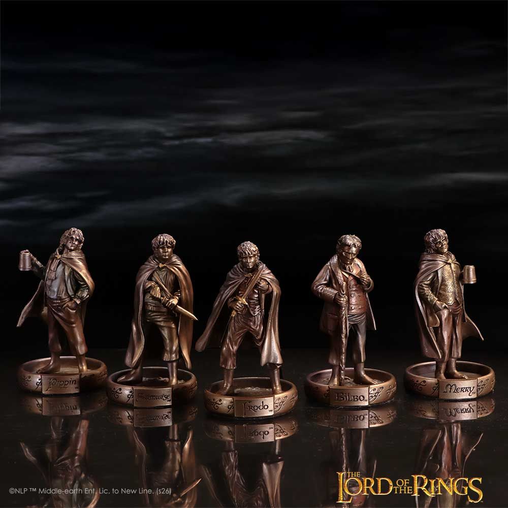 Lord of the Rings – Official The Hobbits of the Shire Collectible Collectible Replica - Tophatter Daily Deals