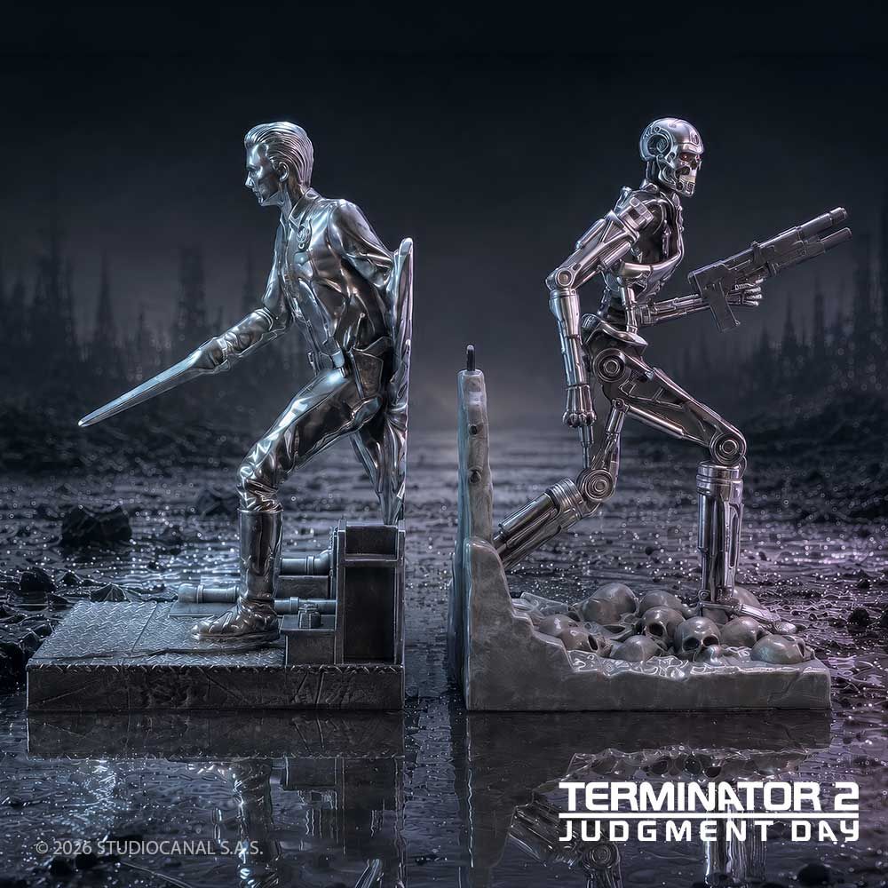 Terminator 2: Judgment Day – T-1000 vs T-800 Bookends Bookend - Tophatter Daily Deals