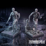 Terminator 2: Judgment Day – T-1000 vs T-800 Bookends Bookend - Tophatter Daily Deals