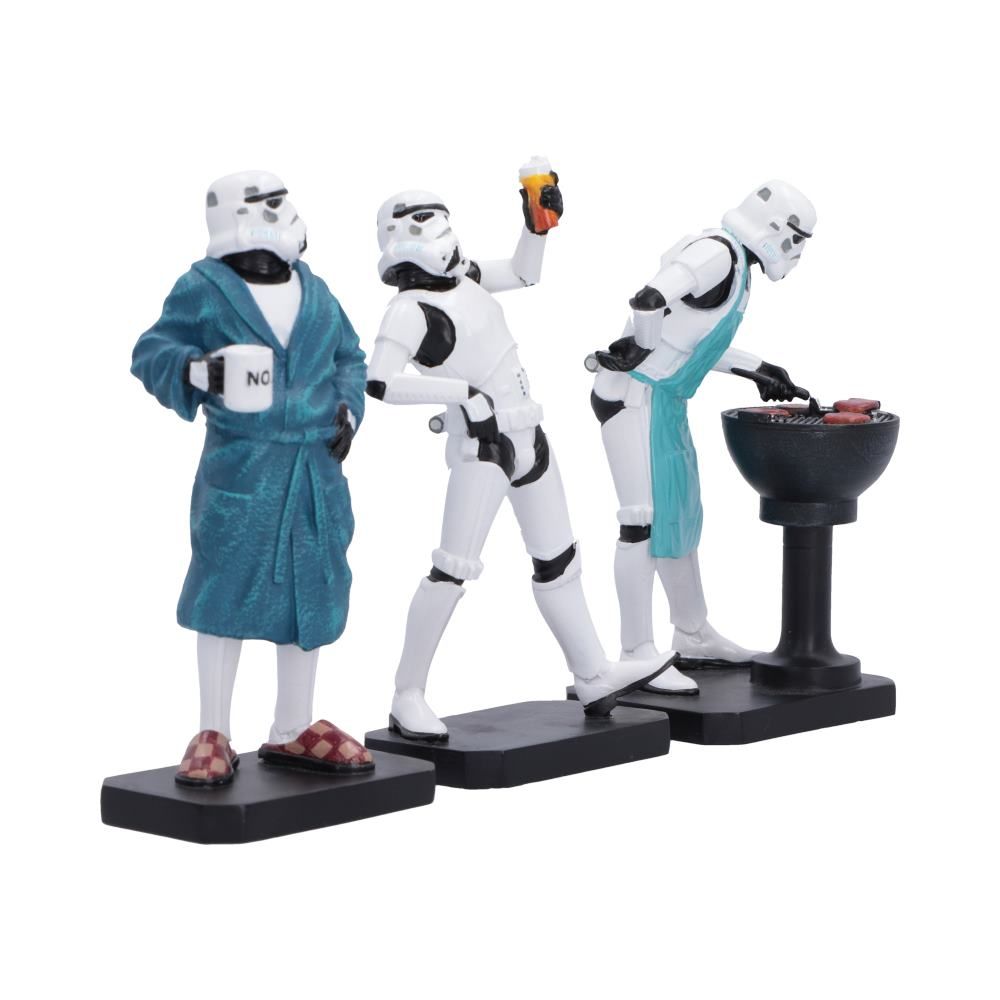 Original Stormtrooper – Living for the Weekend Figurine Set Decorative Figurine - Tophatter Daily Deals