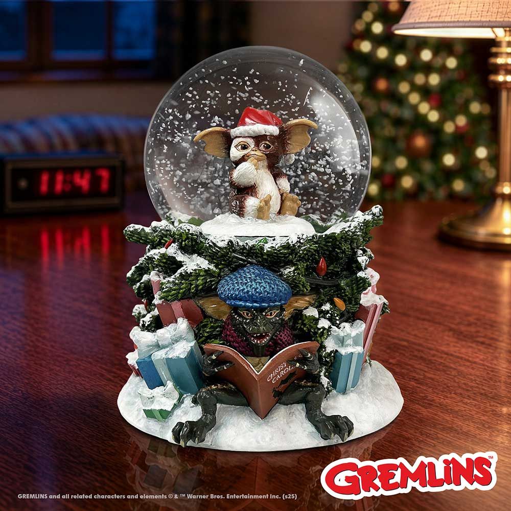Gremlins – Christmas Carol Snow Globe Snow Globe - Tophatter Daily Deals