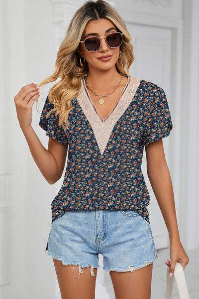 Floral V-Neck Short Sleeve T-Shirt Dark Navy Women's T-Shirts - Tophatter Daily Deals