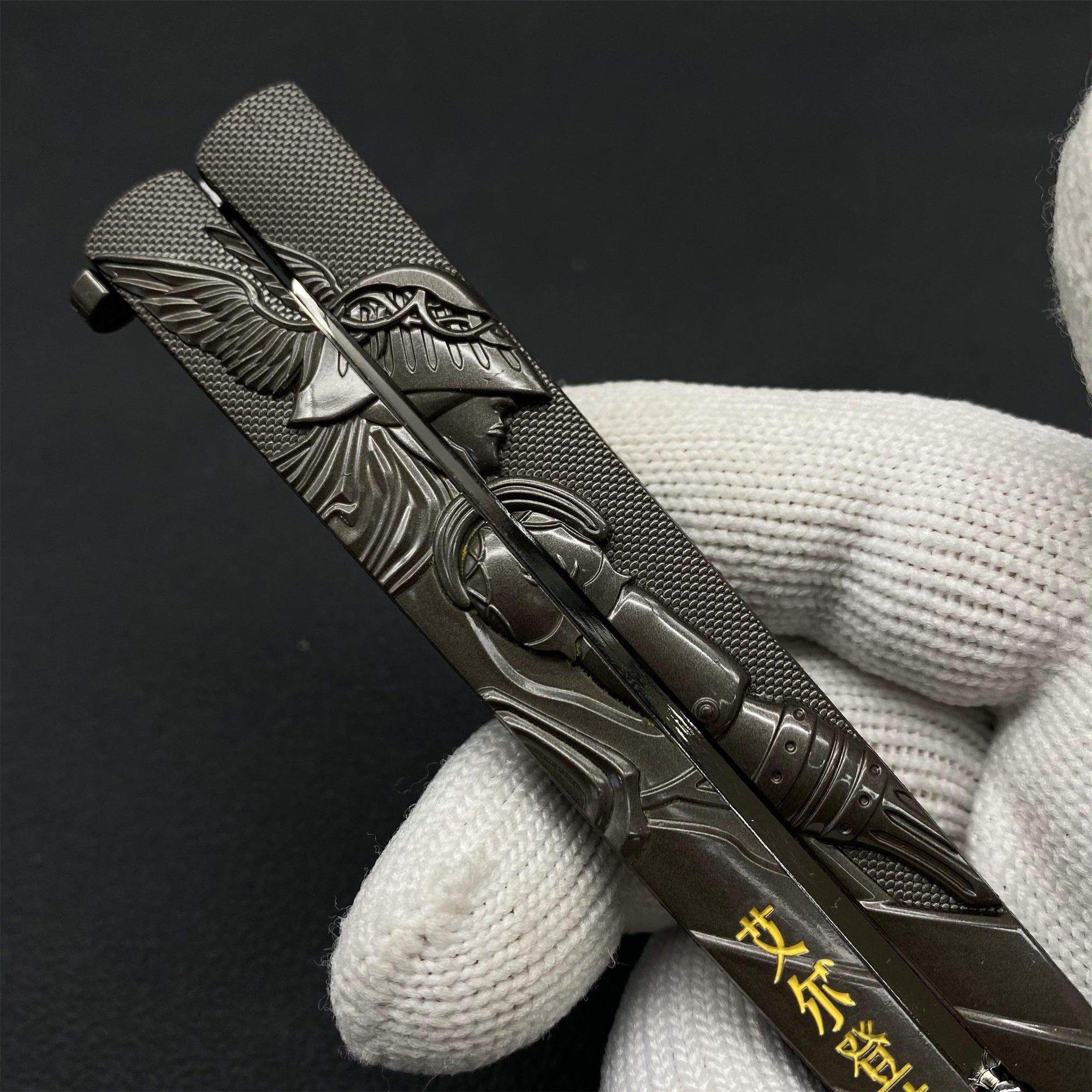 ACG Balisong Fan Arts Mystery Prize Pack - Tophatter Daily Deals