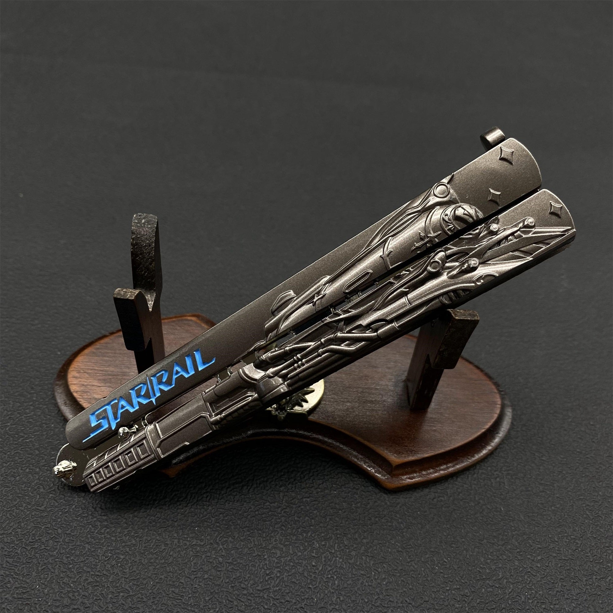 ACG Balisong Fan Arts Mystery Prize Pack - Tophatter Daily Deals