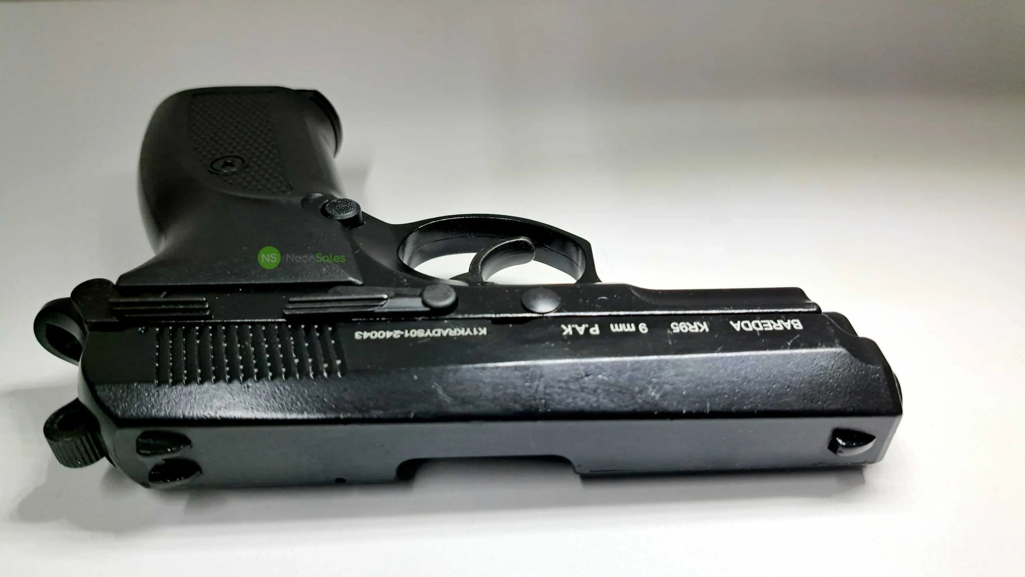 BAREDDA KR95 BLANK GUN - BLACK - Tophatter's Army Deals BLANK GUNS - Tophatter Daily Deals
