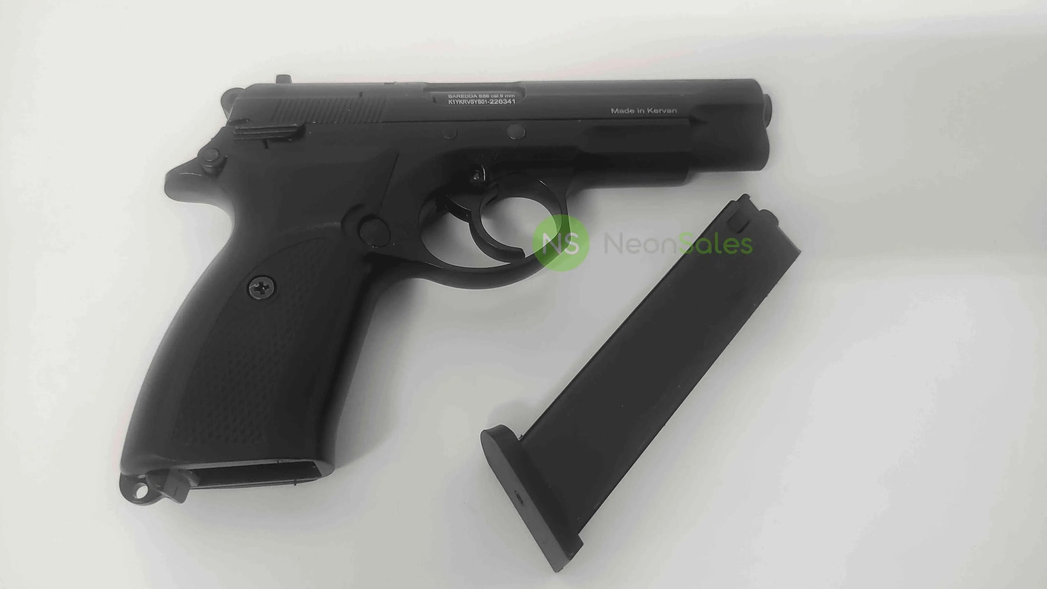 BAREDDA S56 BLACK + 10 BLANKS + HOLSTER - Tophatter's Army Deals COMBOS - Tophatter Daily Deals
