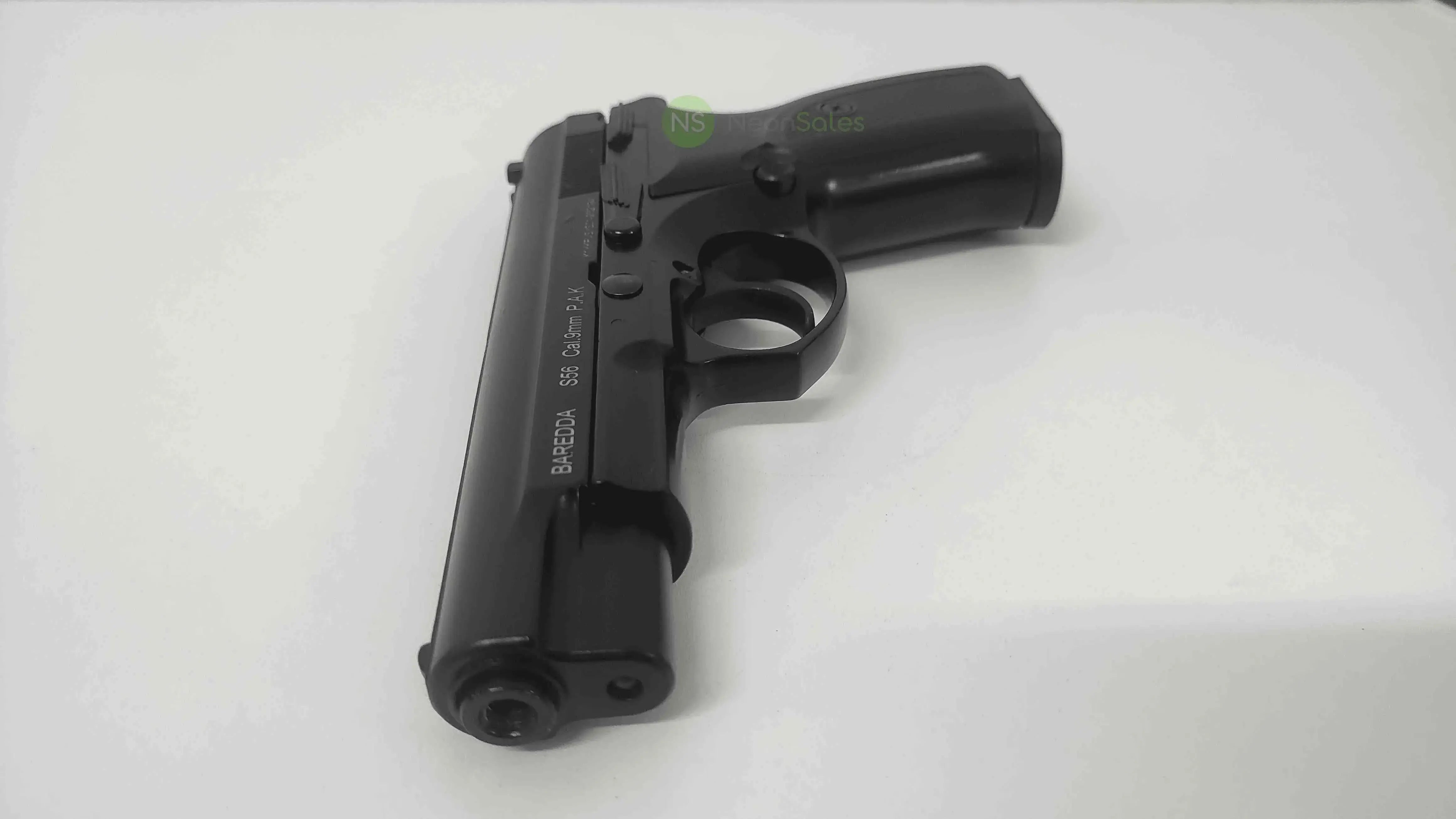 BAREDDA S56 BLACK + 10 BLANKS + HOLSTER - Tophatter's Army Deals COMBOS - Tophatter Daily Deals