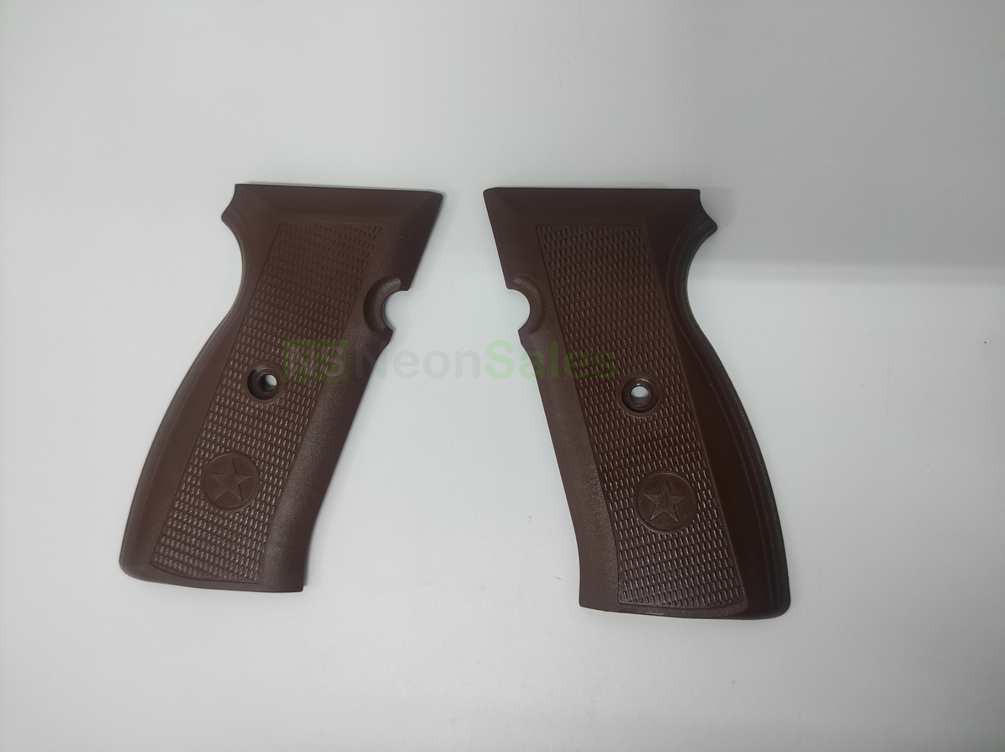BAREDDA S56 - SET OF BROWN GRIPS - Tophatter's Army Deals BLANK GUNS - Tophatter Daily Deals