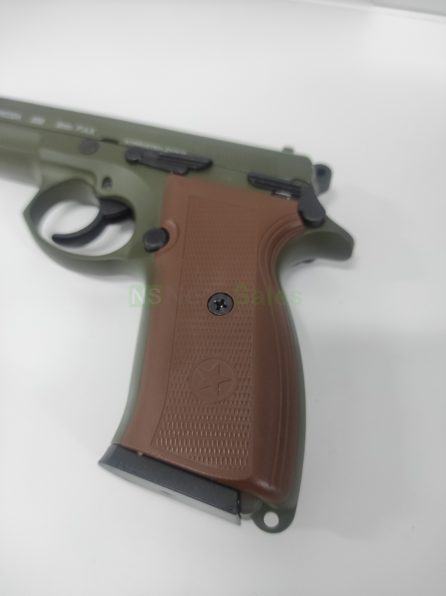BAREDDA S56 - SET OF BROWN GRIPS - Tophatter's Army Deals BLANK GUNS - Tophatter Daily Deals