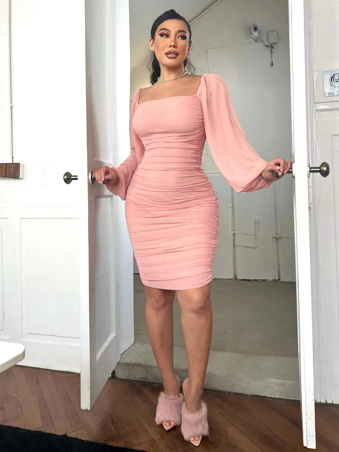 Zip-Back Ruched Bodycon Dress Cocktail Dresses - Tophatter Daily Deals