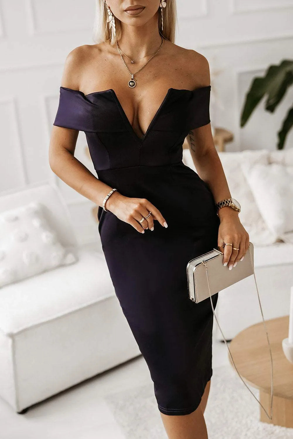 Off-Shoulder Zip-Back Slit Dress Cocktail Dresses - Tophatter Daily Deals