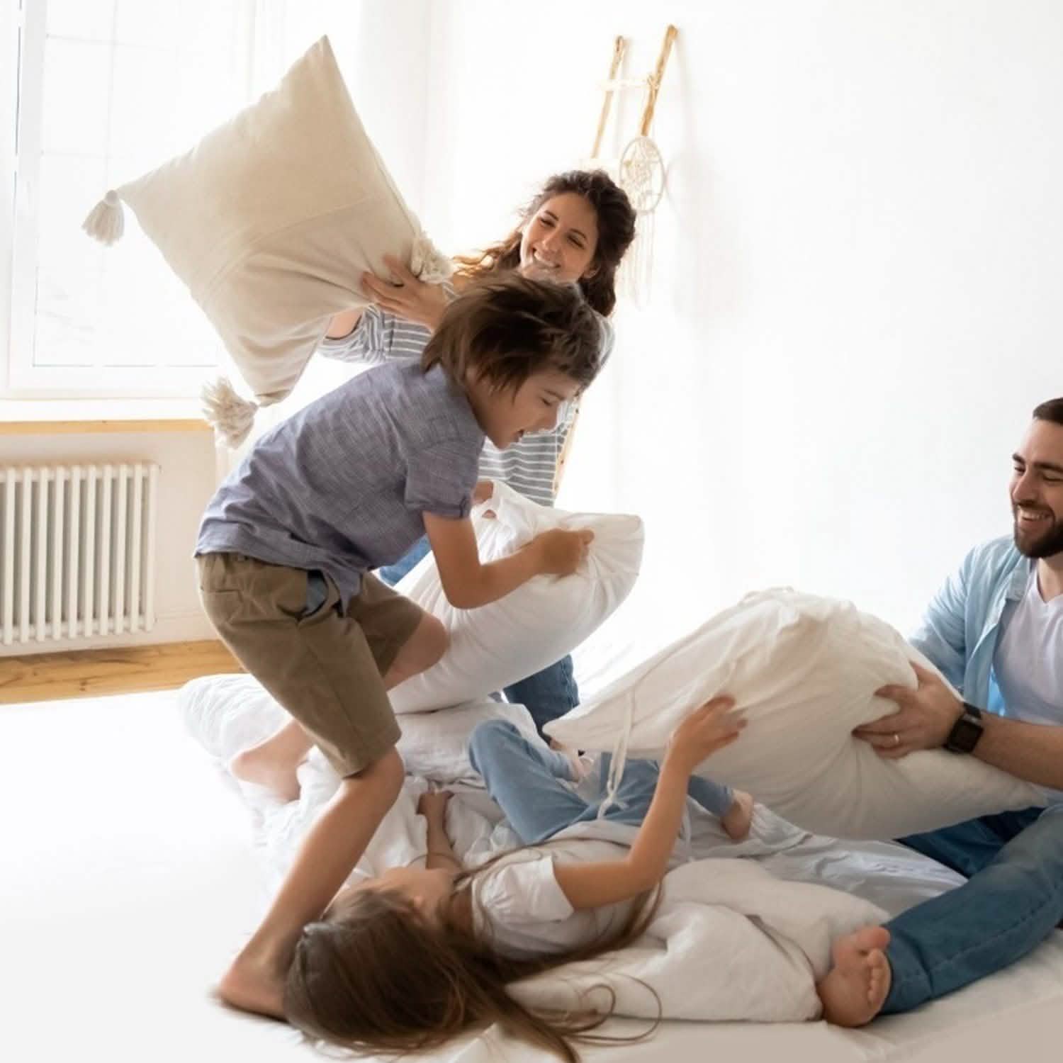 Bed Sheet Fasteners Adjustable Crisscross Elastic Sheet Suspenders Bedding - Tophatter Daily Deals