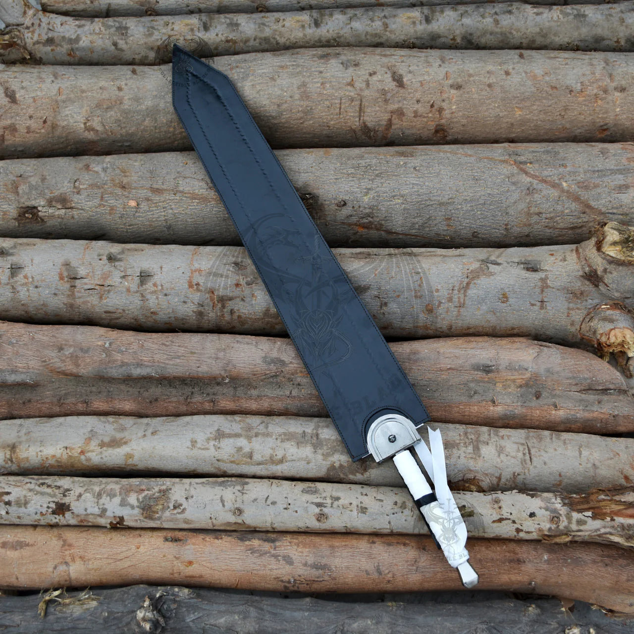 Berserk Guts Dragon Slayer Sword - Tophatter Daily Deals