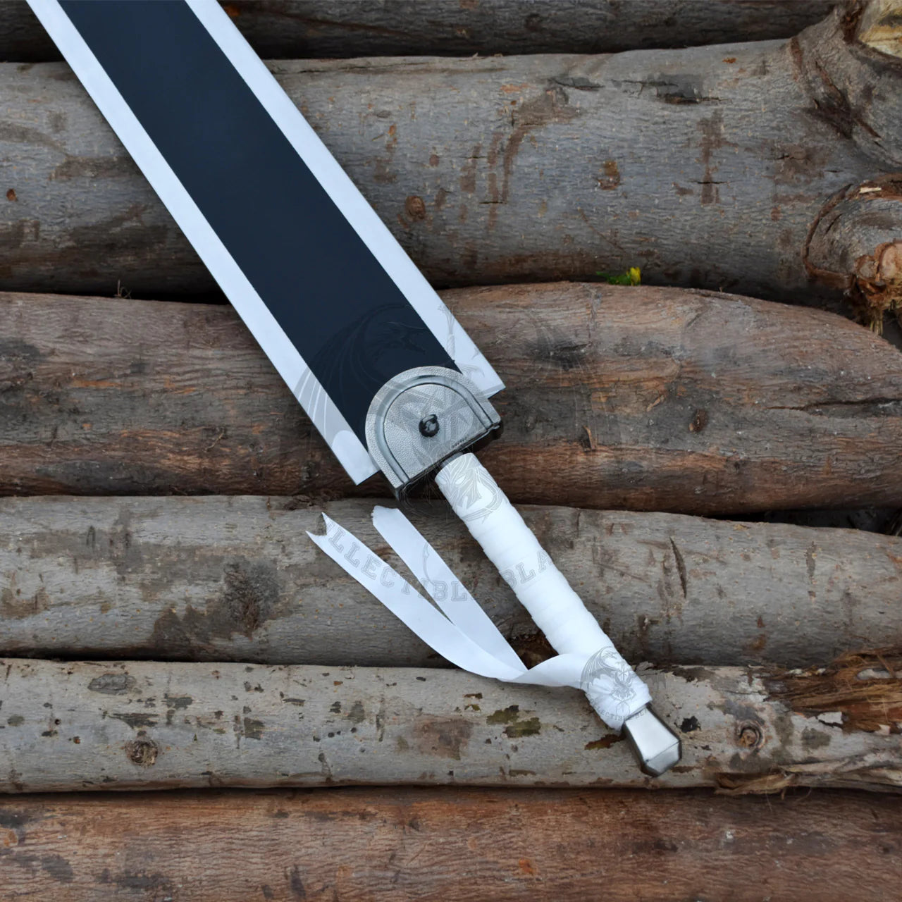 Berserk Guts Dragon Slayer Sword - Tophatter Daily Deals