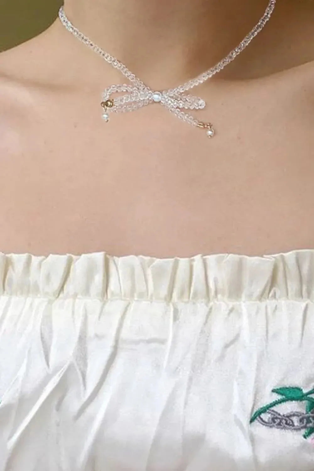 Stay A Little Longer Bow Necklace Necklaces - Tophatter Daily Deals