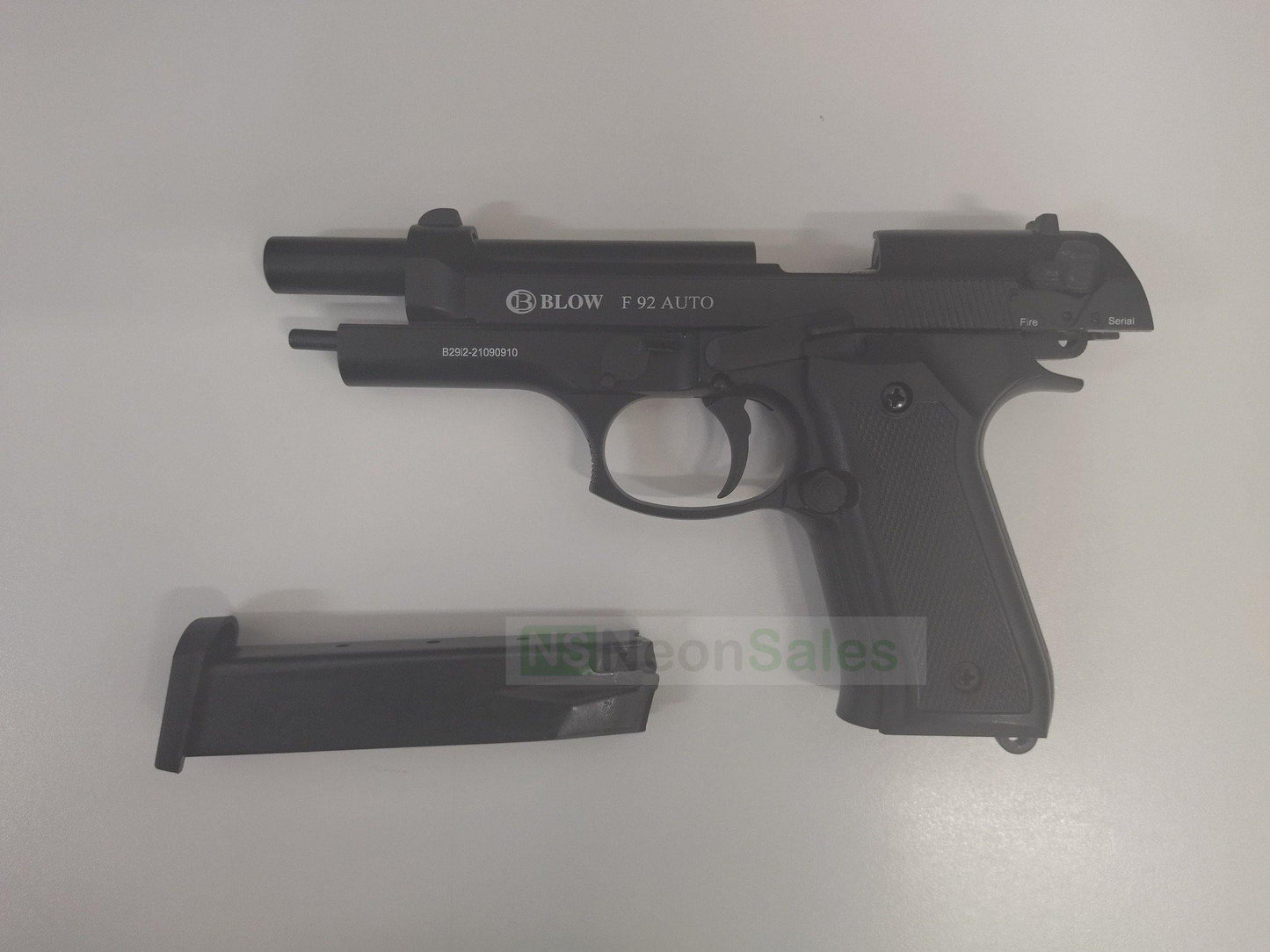 BLOW F92 AUTO BLANK GUN - BLACK - Tophatter's Army Deals BLANK GUNS - Tophatter Daily Deals