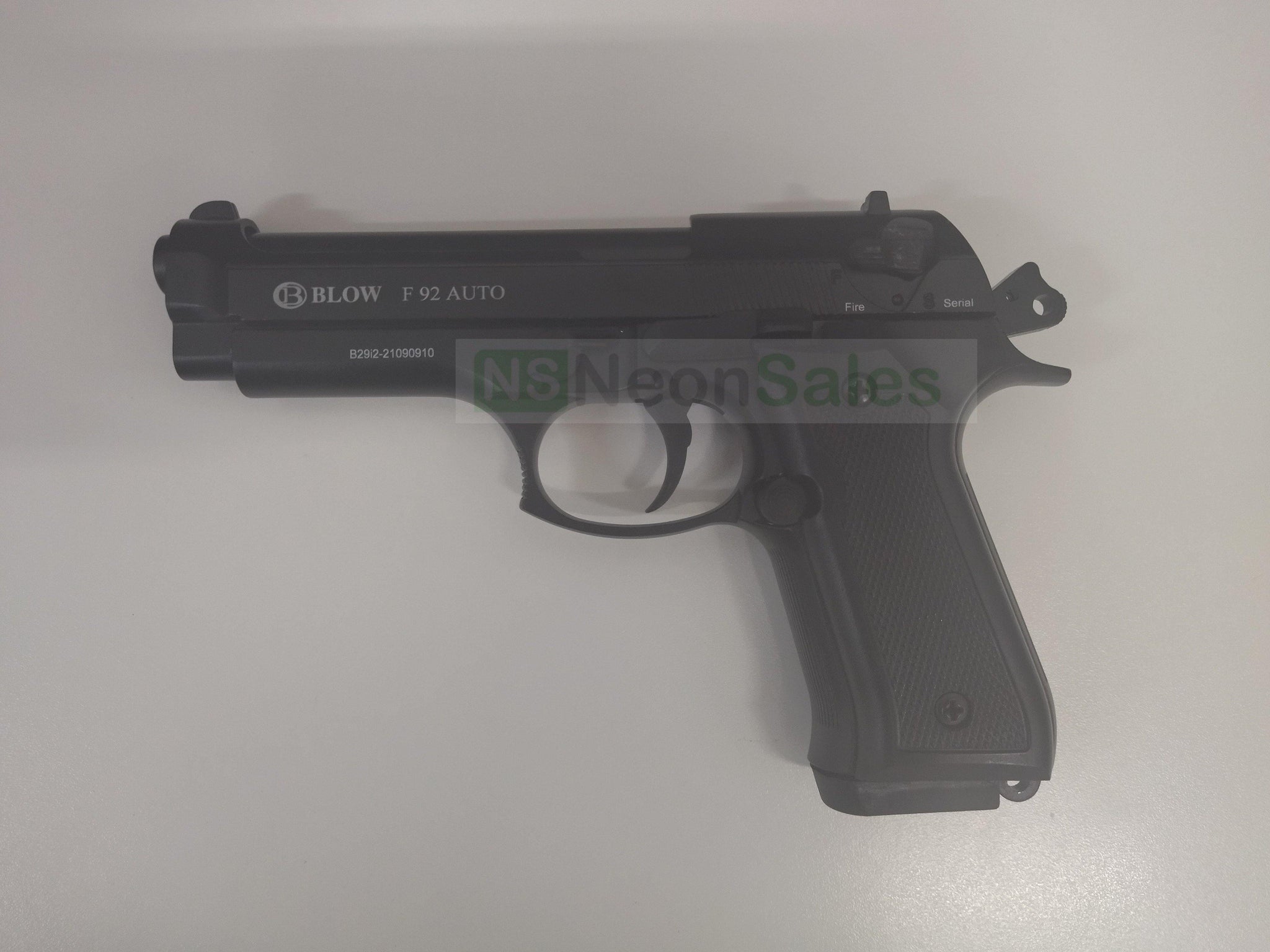 BLOW F92 AUTO BLANK GUN - BLACK - Tophatter's Army Deals BLANK GUNS - Tophatter Daily Deals