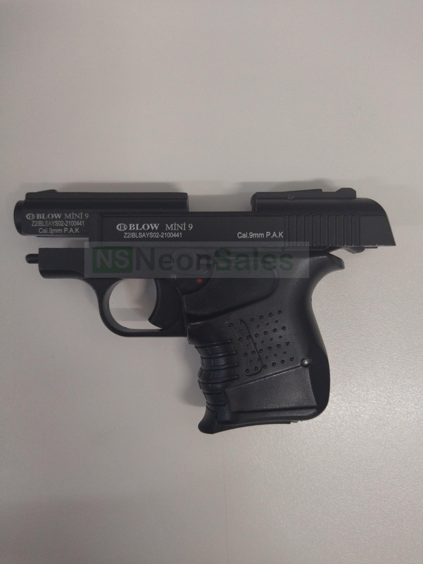 BLOW MINI 9 BLANK GUN + 25 BLANKS - Tophatter's Army Deals COMBOS - Tophatter Daily Deals