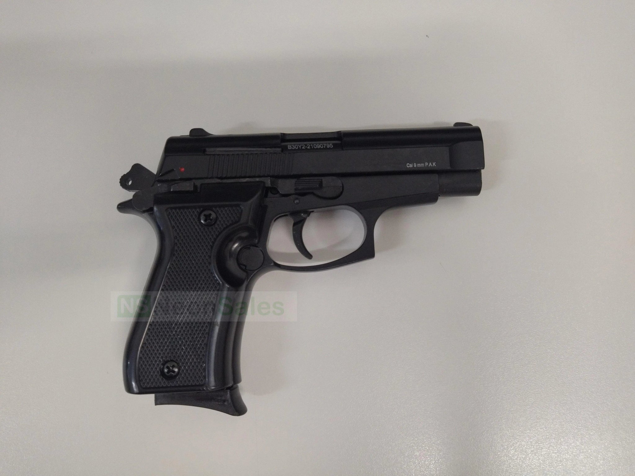 BLOW P29 BLACK + 15 BLANKS + HOLSTER - Tophatter's Army Deals COMBOS - Tophatter Daily Deals