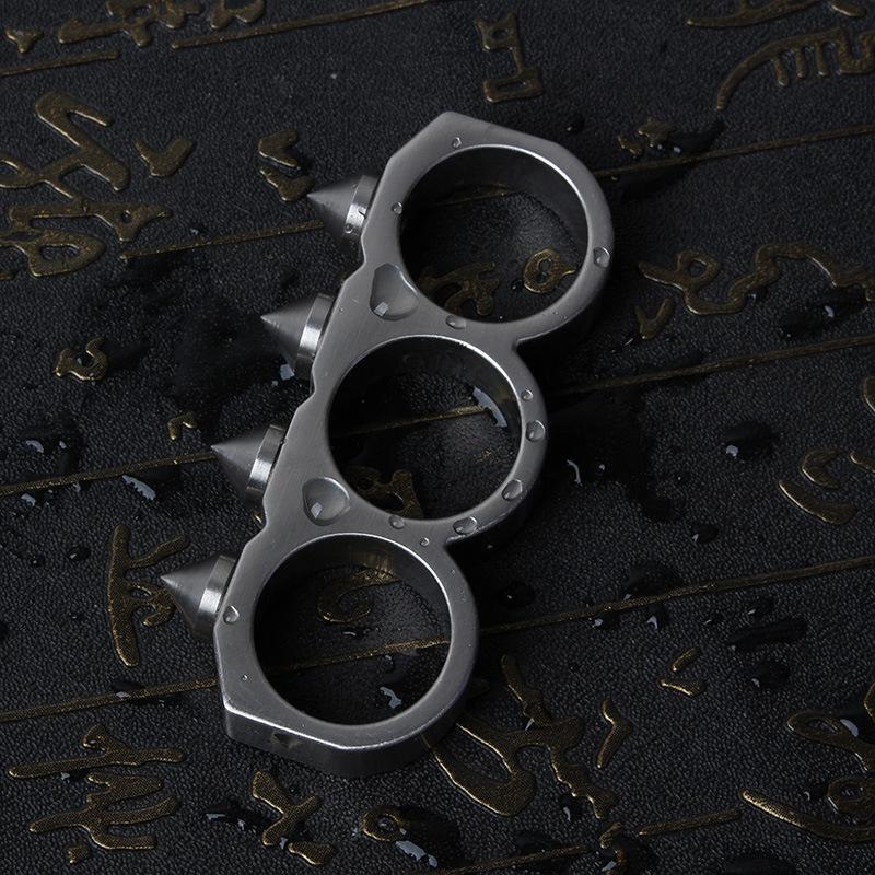 Spiked Brass Knuckles Brass Knuckles - Tophatter Daily Deals