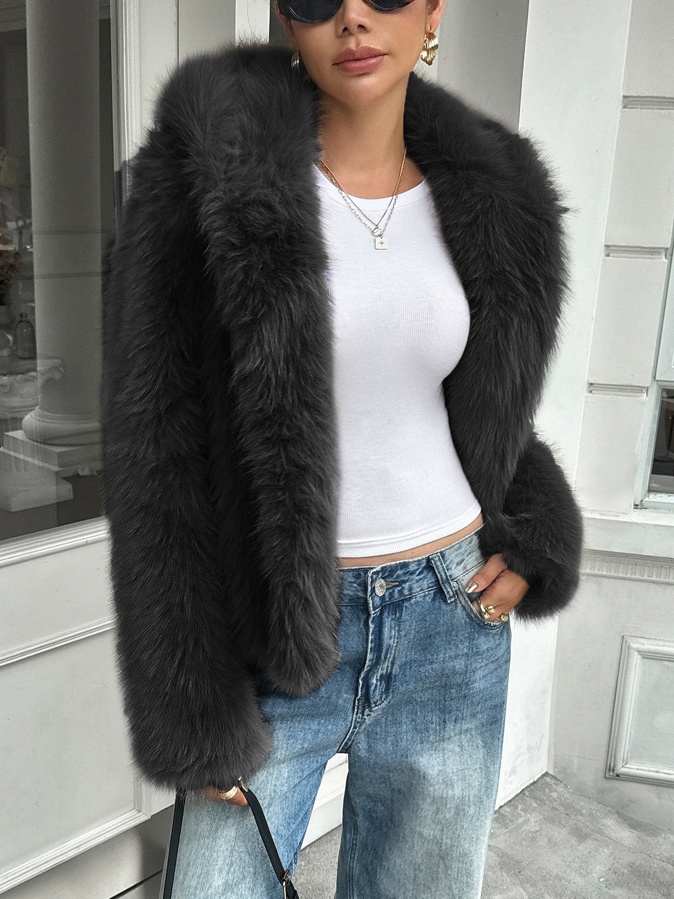 Warm Women's Fleece Coat - Boxy Hip Length, Faux Fur Black 3D Changing Face Moving Picture Frame - Tophatter Daily Deals