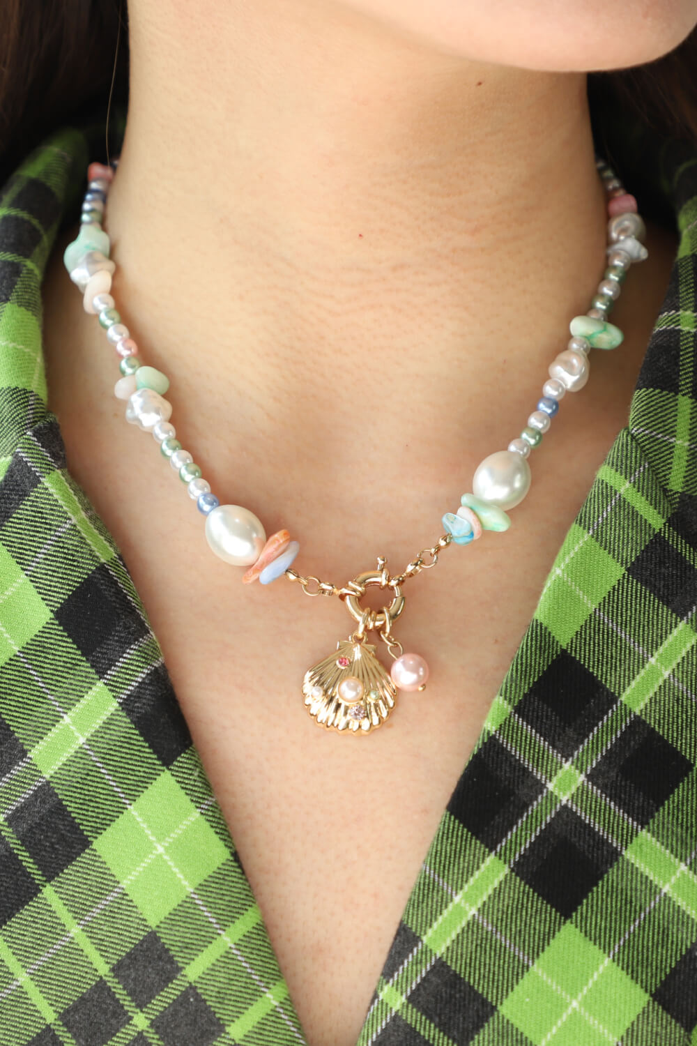 Colorful Synthetic Pearl Necklace Necklaces - Tophatter Daily Deals