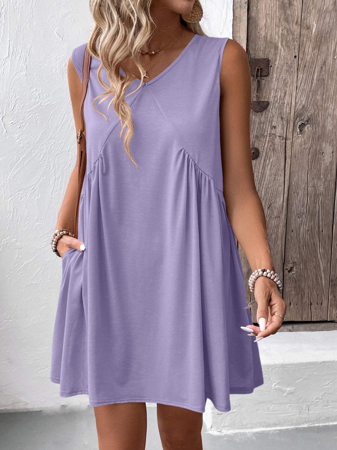 Ruched V-Neck Sleeveless Mini Dress Casual Dresses - Tophatter Daily Deals