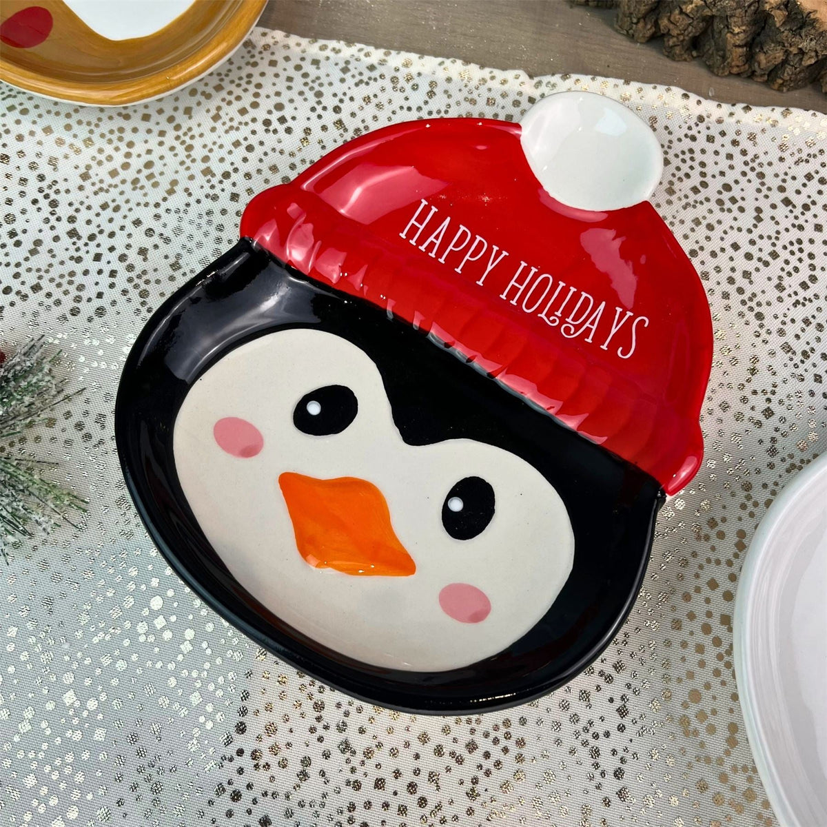 Penguin Christmas Plate | Novelty Character Snack Plate Xmas Serving Dish - 19cm Plate - Tophatter Daily Deals