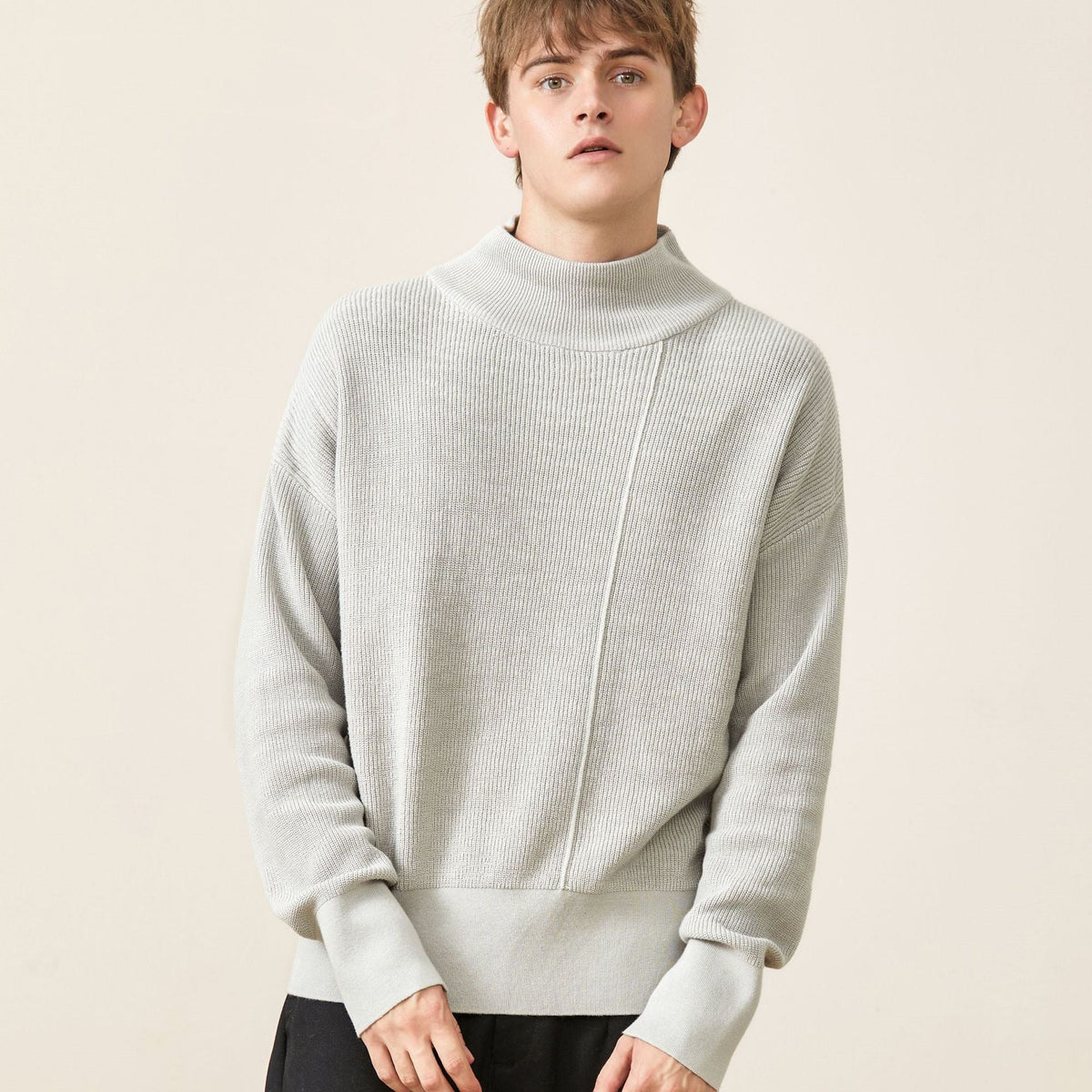 Oversized Men’s Sweater - Mock Neck, Ribbed Knit, Layering 3D Changing Face Moving Picture Frame - Tophatter Daily Deals