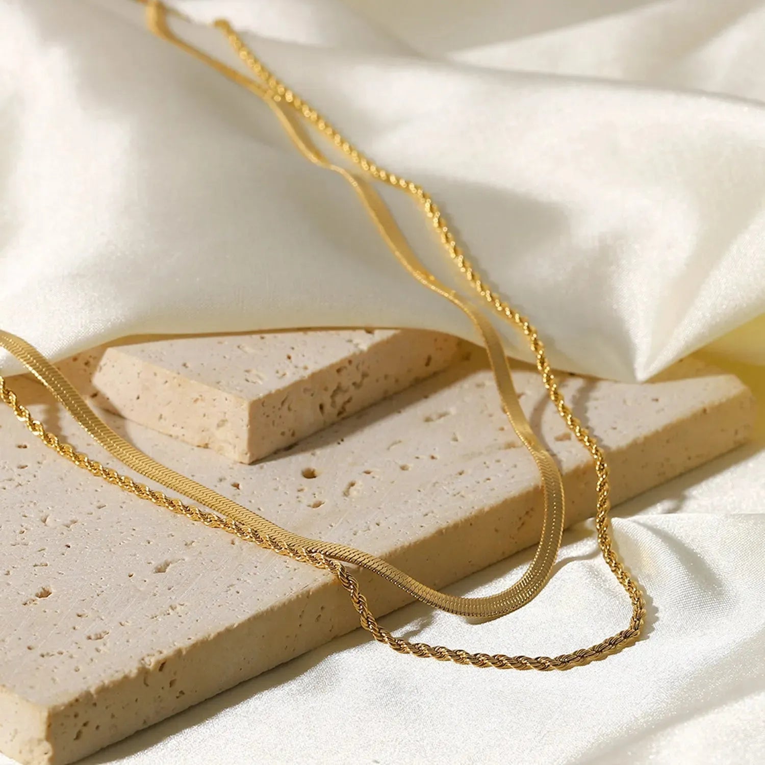 18K Gold-Plated Double-Layered Necklace Necklaces - Tophatter Daily Deals