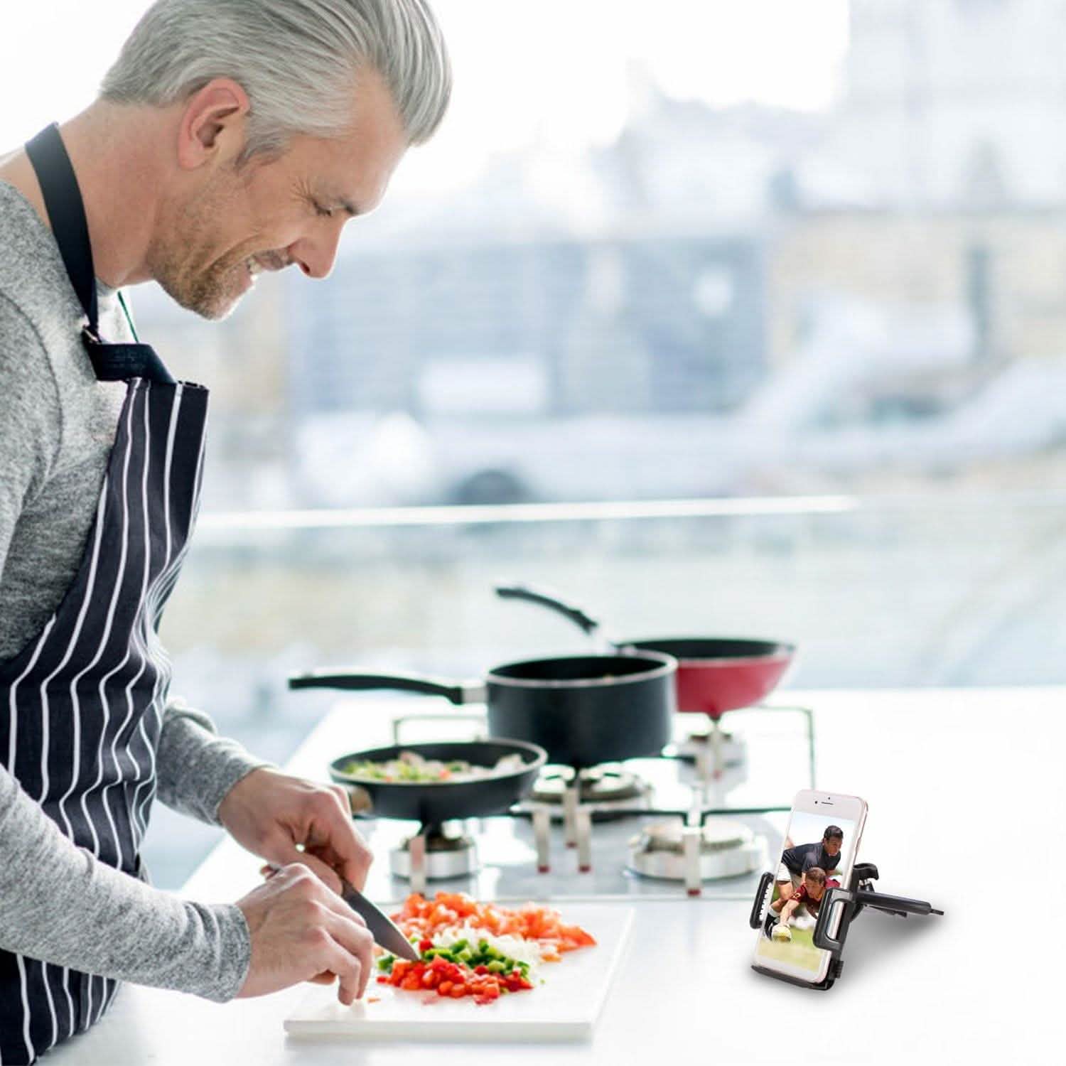 Car Phone Holder CD Slot Phone Mount 360 Rotatable Automotive - Tophatter Daily Deals