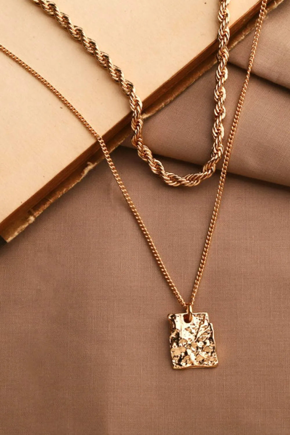 18K Gold Plated Double-Layered Twisted Pendant Necklace Necklaces - Tophatter Daily Deals